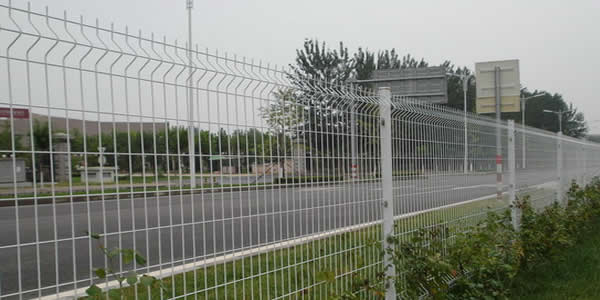 護(hù)欄網(wǎng)廠(chǎng)家